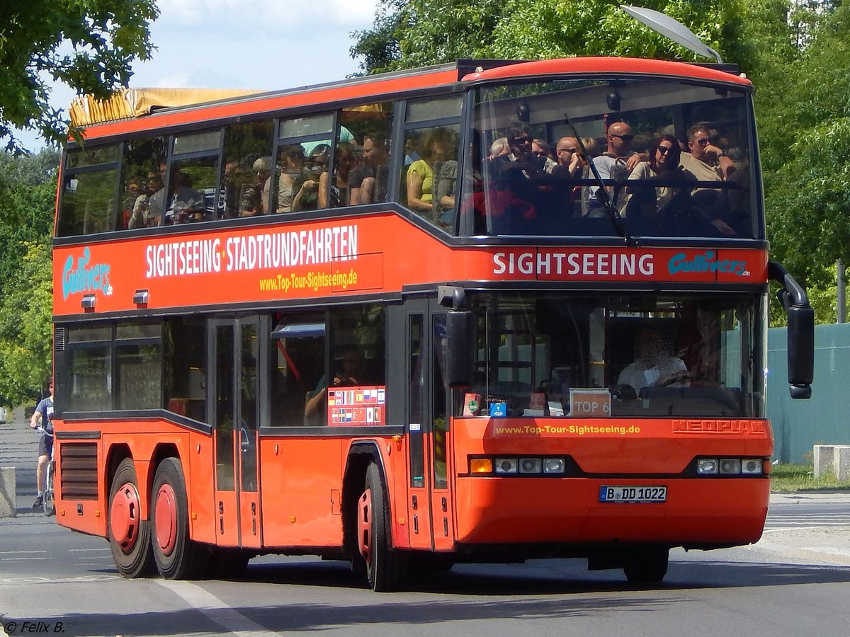 Neoplan N4026/3 von Gullivers aus Deutschland in Berlin.