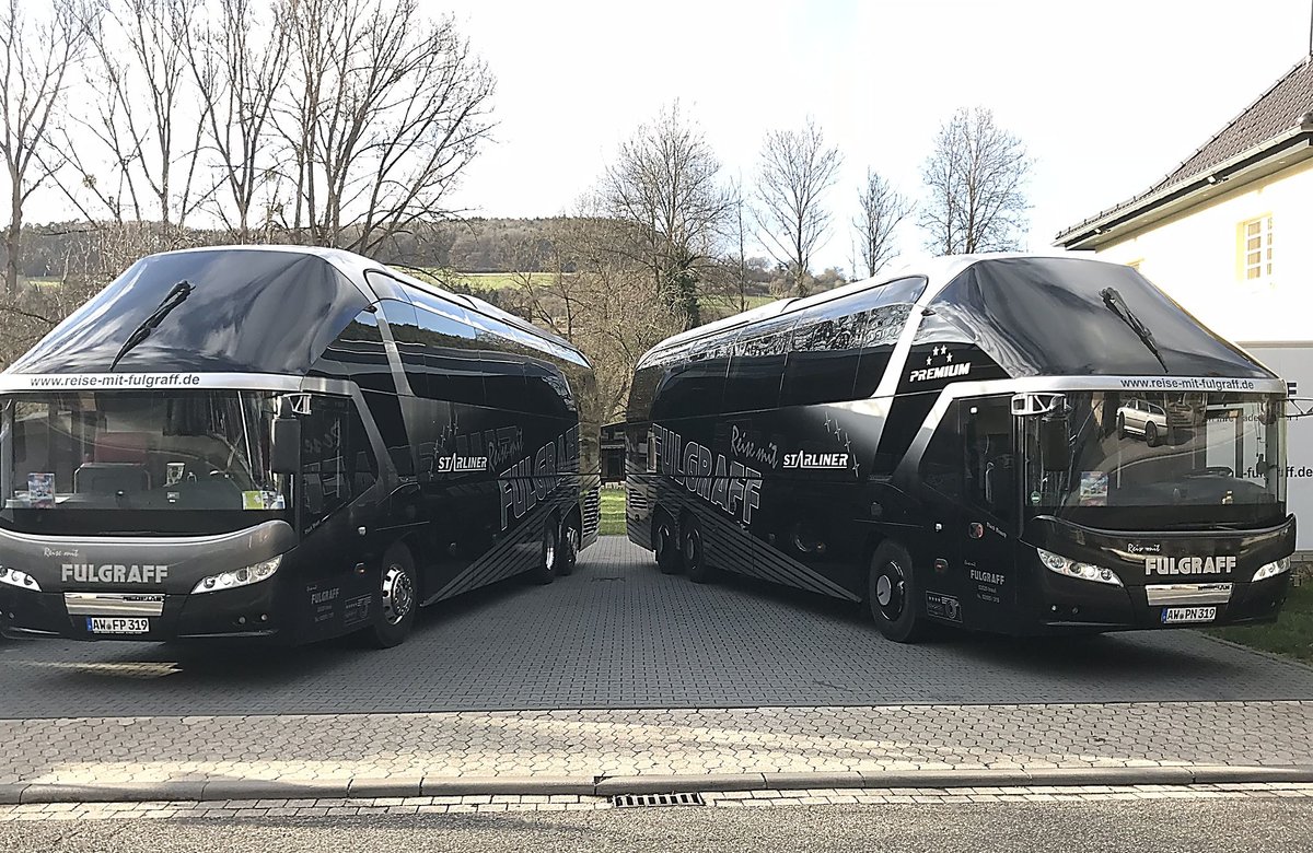 Neoplan STARLINER von der FULGRAFF Touristik aus der BRD. Bildleihgabe von Fulgraff.