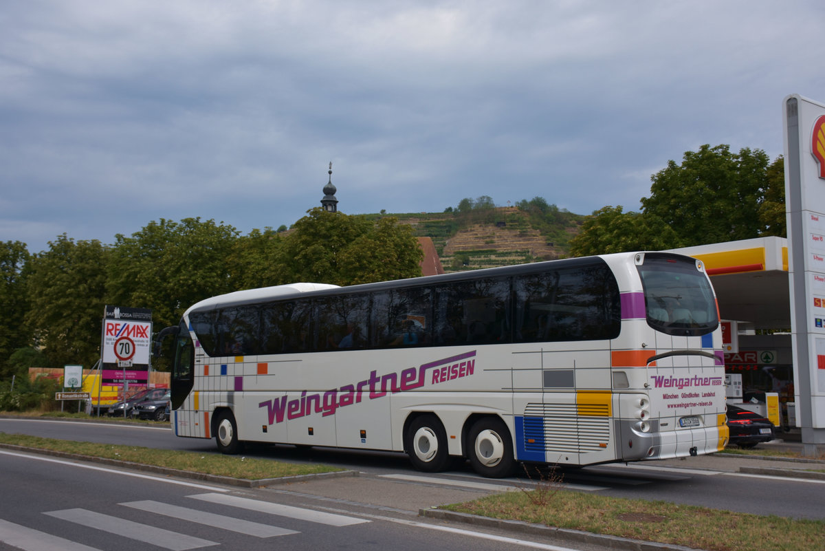 Neoplan Tourliner von Weingartner Reisen aus der BRD 2017 in Krems.