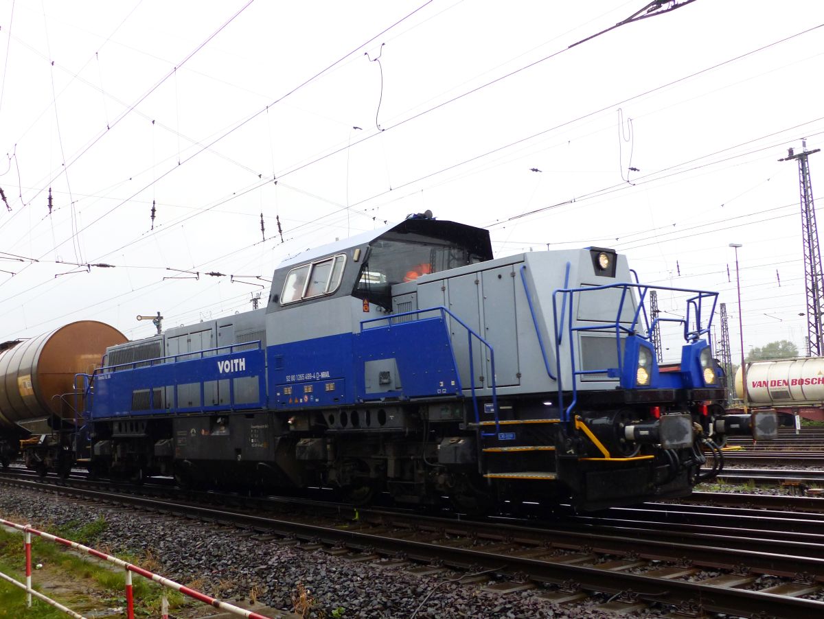 Northrail Voith Gravita 15L BB Diesellok 92 80 1265 499-4 D-NRAIL G�terbahnhof Oberhausen West 20-10-2016.

Northrail Voith Gravita 15L BB dieselloc 92 80 1265 499-4 D-NRAIL goederenstation Oberhausen West 20-10-2016.