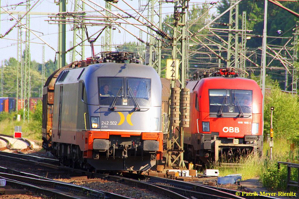 ÖBB 1116 106 abgestellt in Hamburg-Harburg Bbf. und Hectorrail 242.502  ZURG  mit Papierzug am 12.06.2015 Richtung Padborg