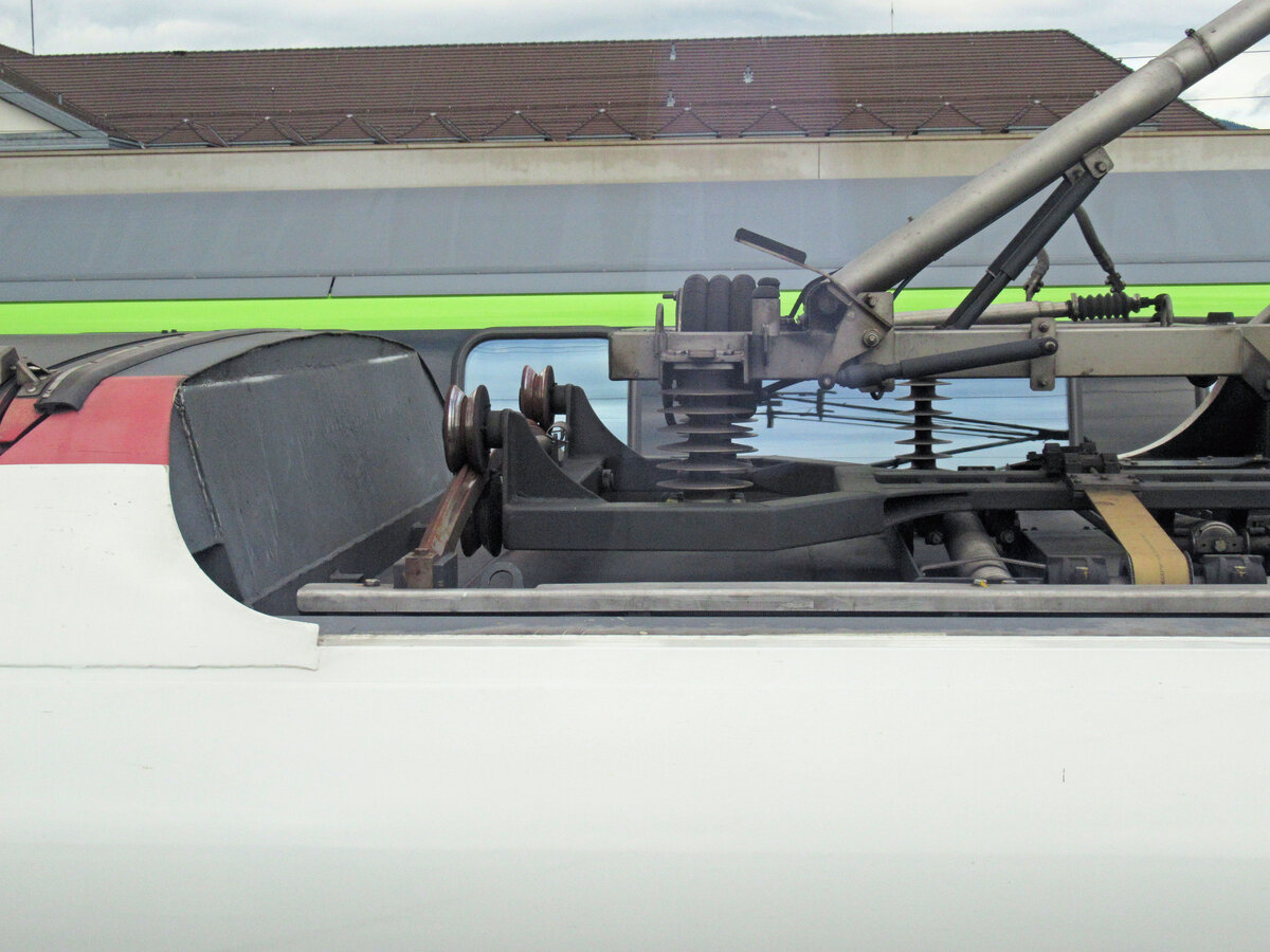 Pantograph eines SBB ICN. Biel, 2.August 2025  