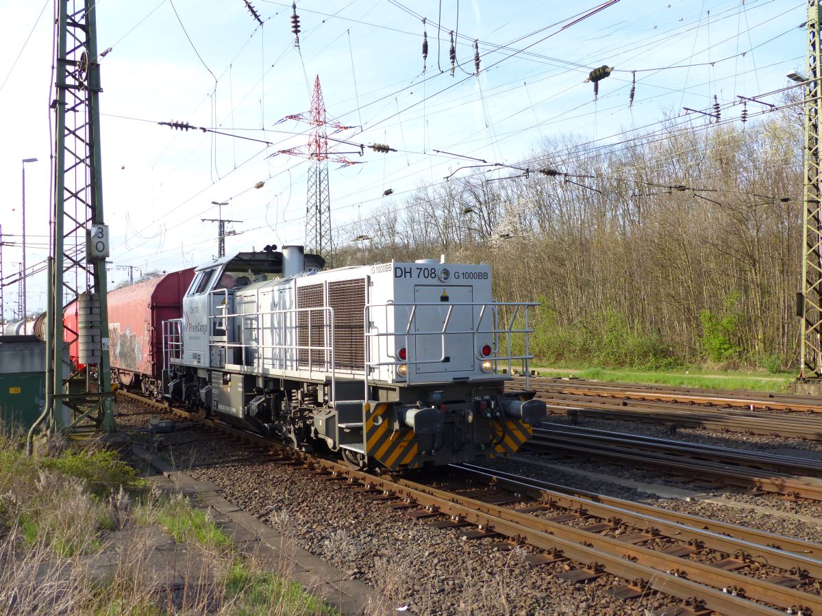 Rhein Cargo Diesellok DH 708 Rangierbahnhof K�ln Gremberg. Porzer Ringstra�e, K�ln 31-03-2017.                                      Rhein Cargo dieselloc DH 708 rangeerstation Keulen Gremberg. Porzer Ringstra�e, Keulen 31-03-2017.