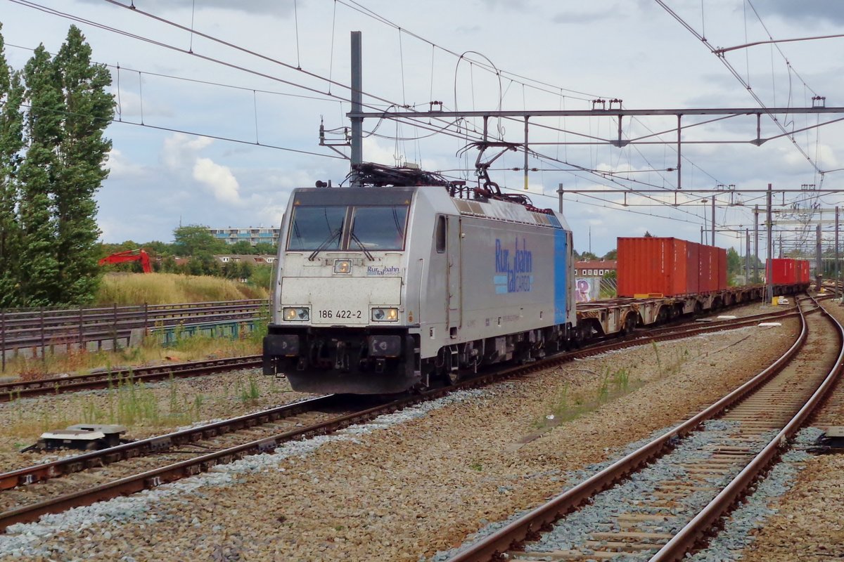 RTB 186 422 durcheilt Breda am 24 Augustus 2018.