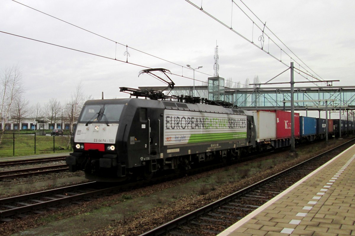 RTB 189 103 durchfahrt Boxtel am 30 Mai 2013.