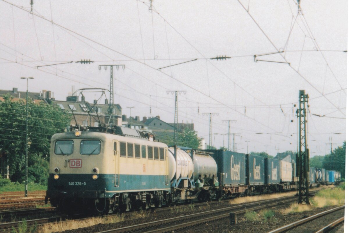 Scanbild von 140 326 mit KLV beim durchfahren von Kln West am 21 Mai 2005.