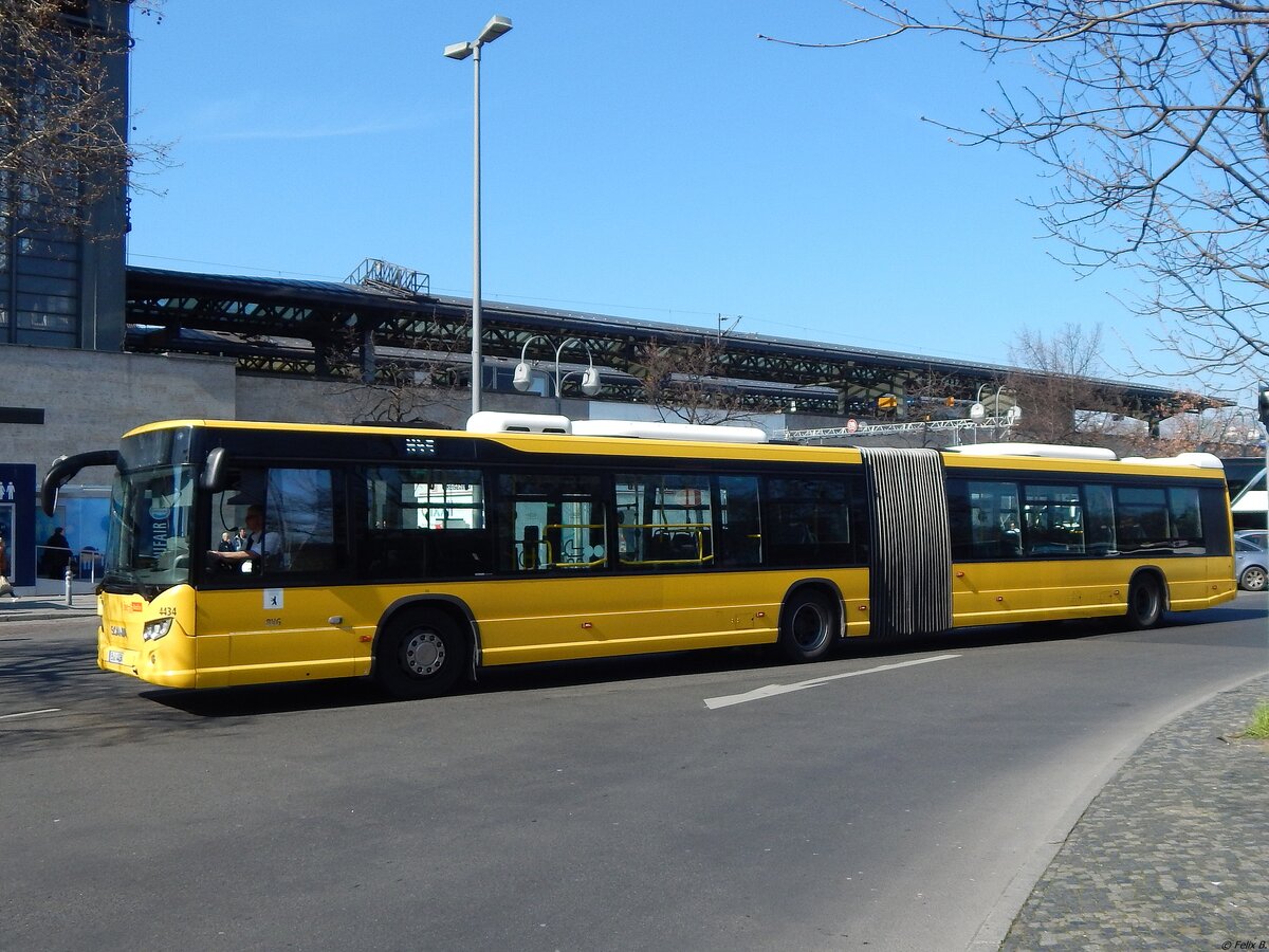 Scania Citywide der BVG in Berlin.