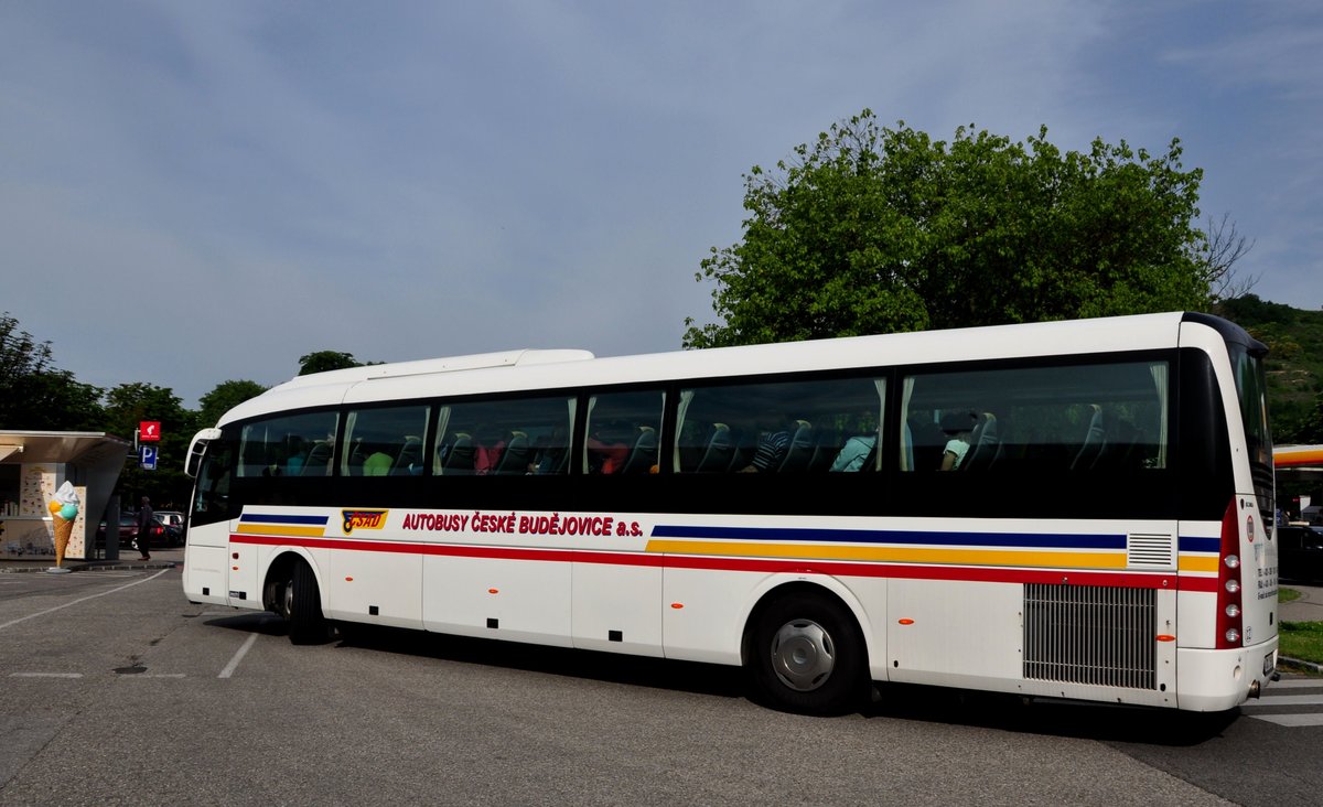 Scania Irizar von CSAD aus der CZ in Krems gesehen.