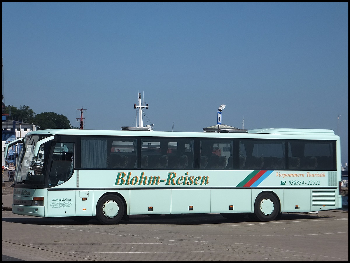 Setra 315 GT-HD von Blohm-Reisen aus Deutschland im Stadthafen Sassnitz am 02.08.2013