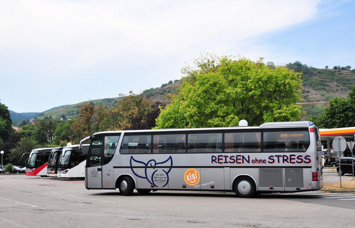 Setra 315 HD von Josef CHALUPAR Reisen aus �sterreich 06/2017 in Krems.