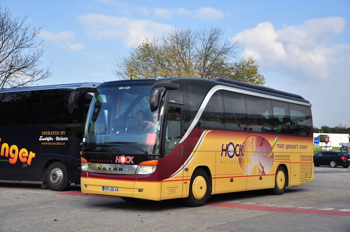 Setra 411 HD von Hock Reisen aus der BRD am 2.10.2014 in Krems.