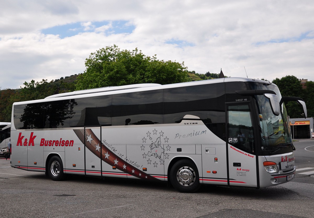 Setra 415 GT-HD von k & k Busreisen aus �sterreich im Juni 2015 in Krems gesehen.