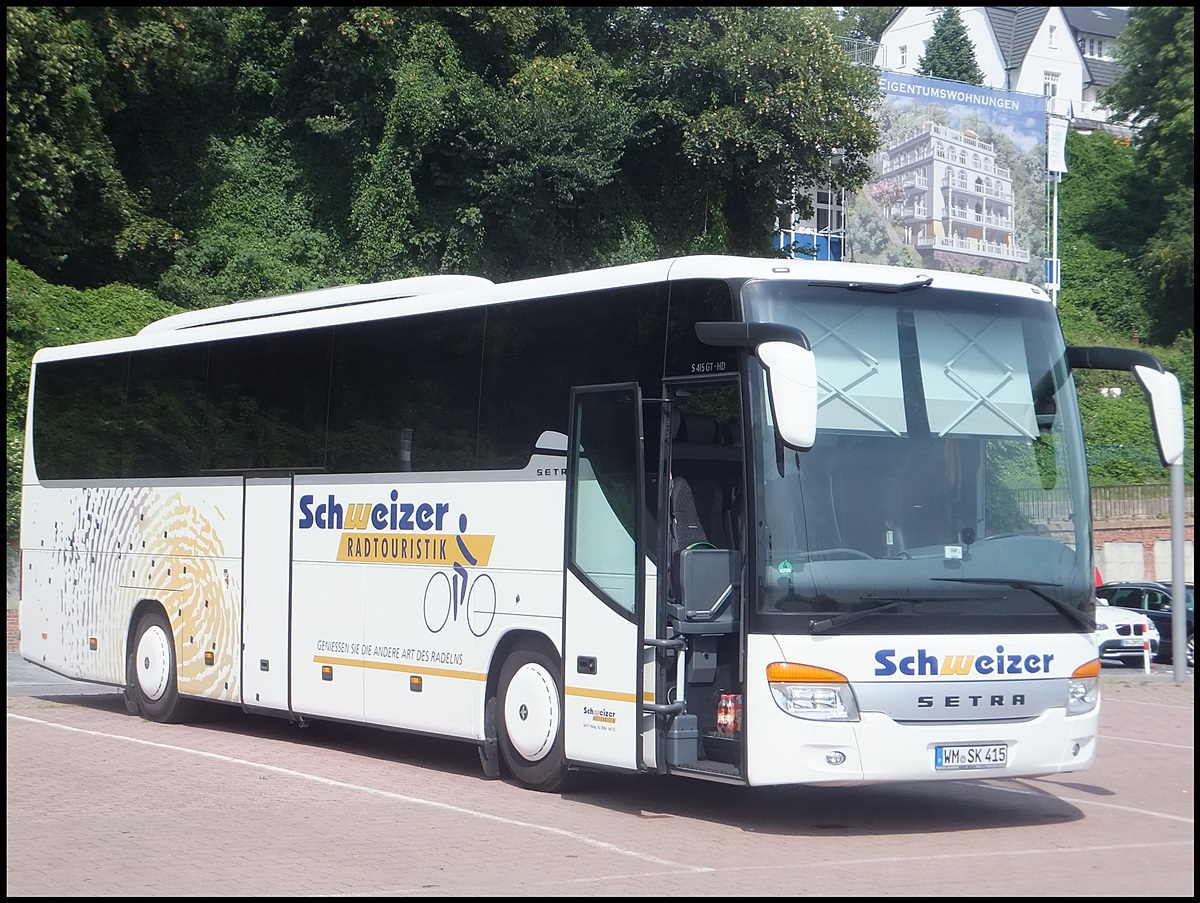 Setra 415 GT-HD von Schweizer aus Deutschland im Stadthafen Sassnitz.