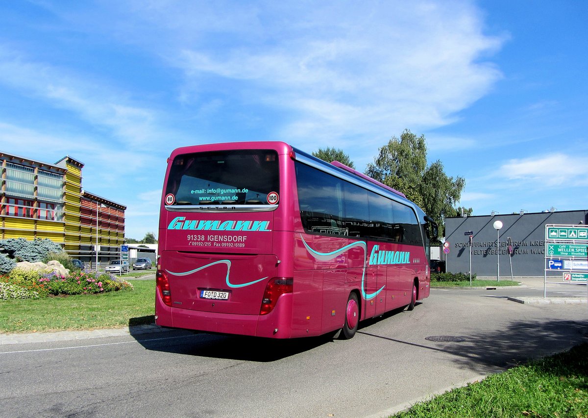 Setra 415 HD von Gumann Reisen aus der BRD in Krems.