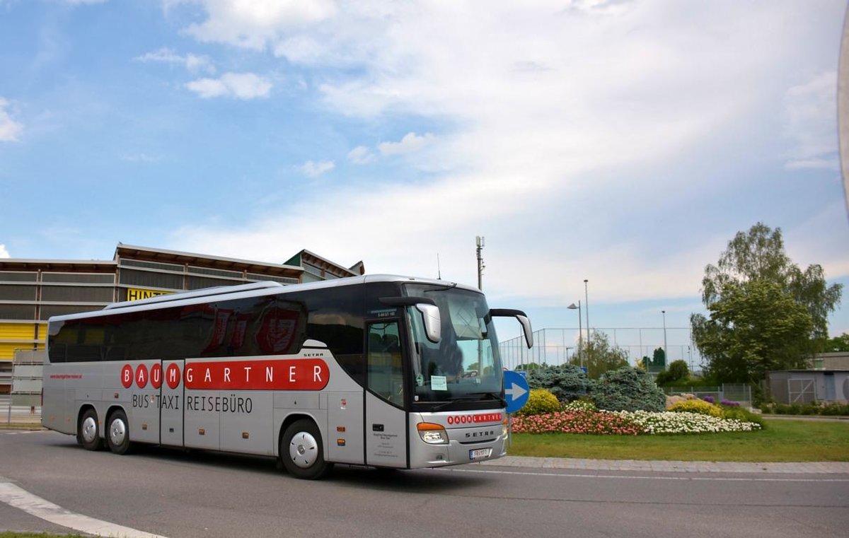 Setra 416 GT-HD von Baumgartner Reisen aus �sterreich im Mai 2018 in Krems.