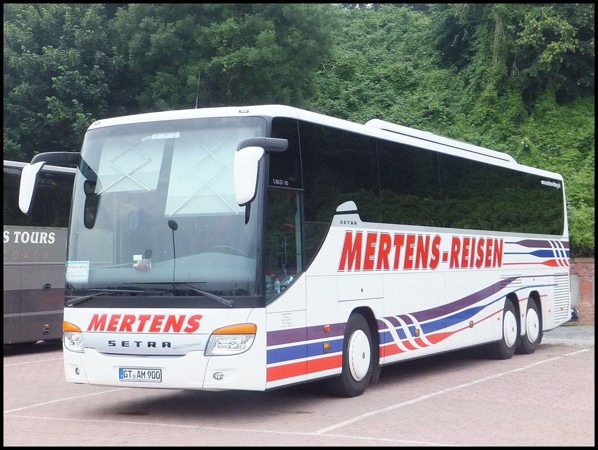 Setra 416 GT-HD von Mertens-Reisen aus Deutschland im Stadthafen Sassnitz.