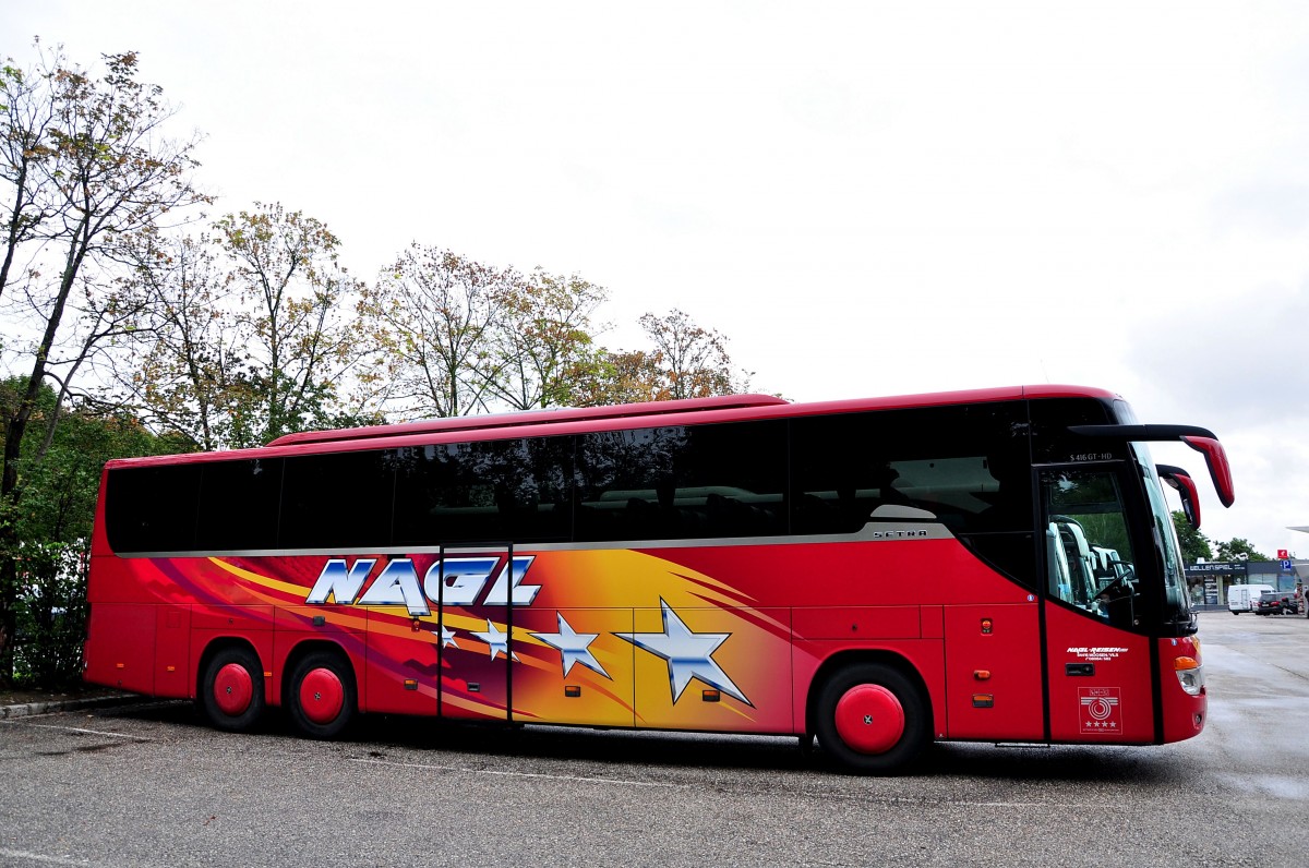 Setra 416 GT-HD von Nagl Reisen aus der BRD am 30.8.2014 in Krems gesehen.