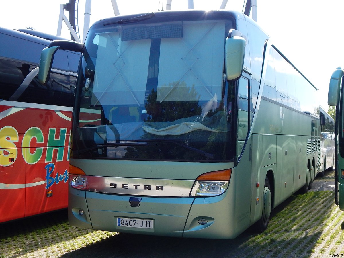 Setra 416 HDH von Fonseca aus Spanien am Europapark Rust.