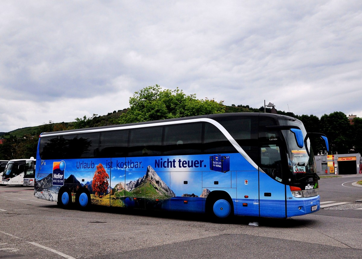 Setra 417 HDH von Albus aus sterreich im Juni 2015 in Krems.