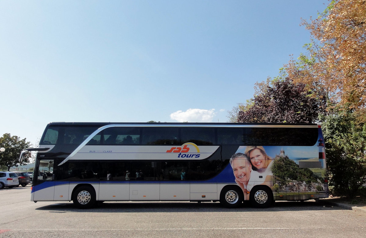 Setra 431 DT von SAB Tours aus sterreich in Krems.