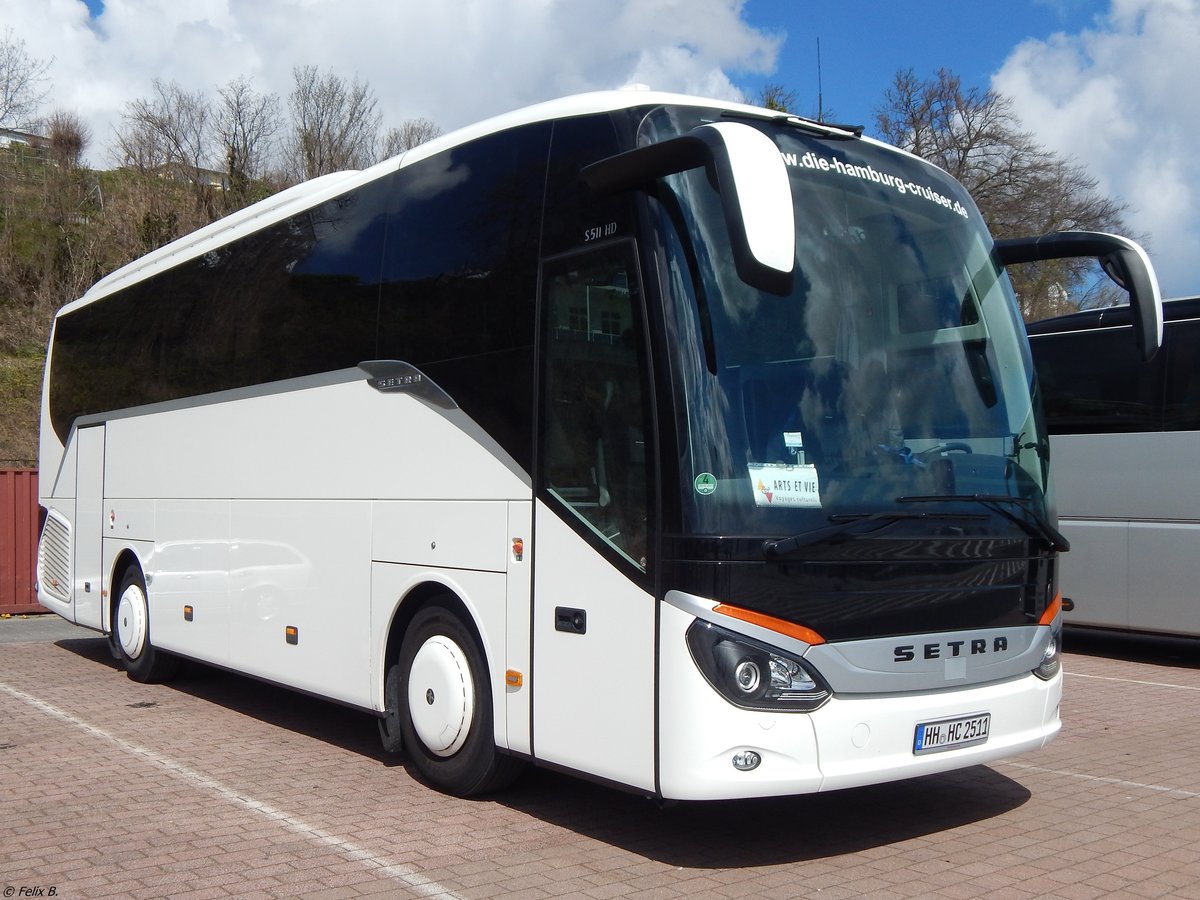 Setra 511 HD von Die Hamburg Cruiser aus Deutschland im Stadthafen Sassnitz. 