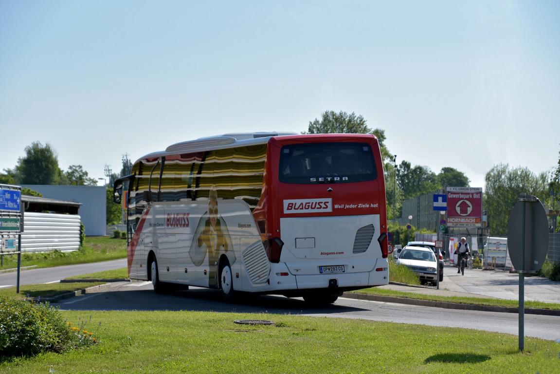 Setra 515 HD von Blaguss Reisen aus �sterreich in Krems.