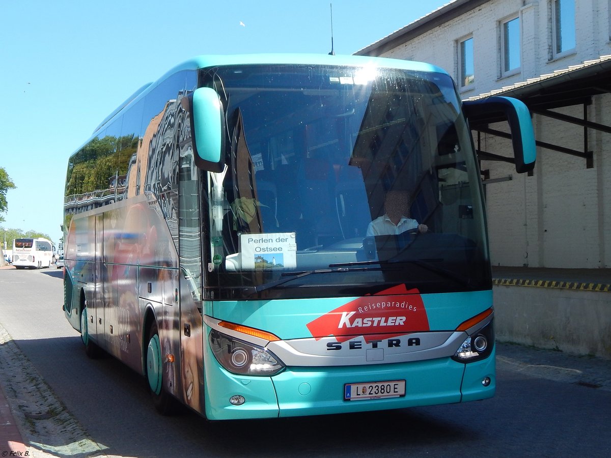 Setra 515 HD von Kastler aus Österreich im Stadthafen Sassnitz.