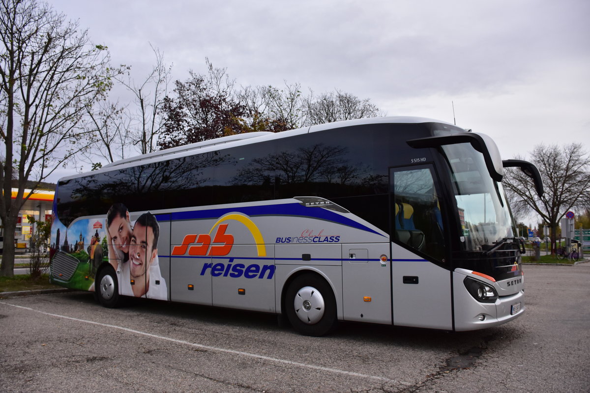 Setra 515 HD von SAB Reisen aus sterreich in Krems.