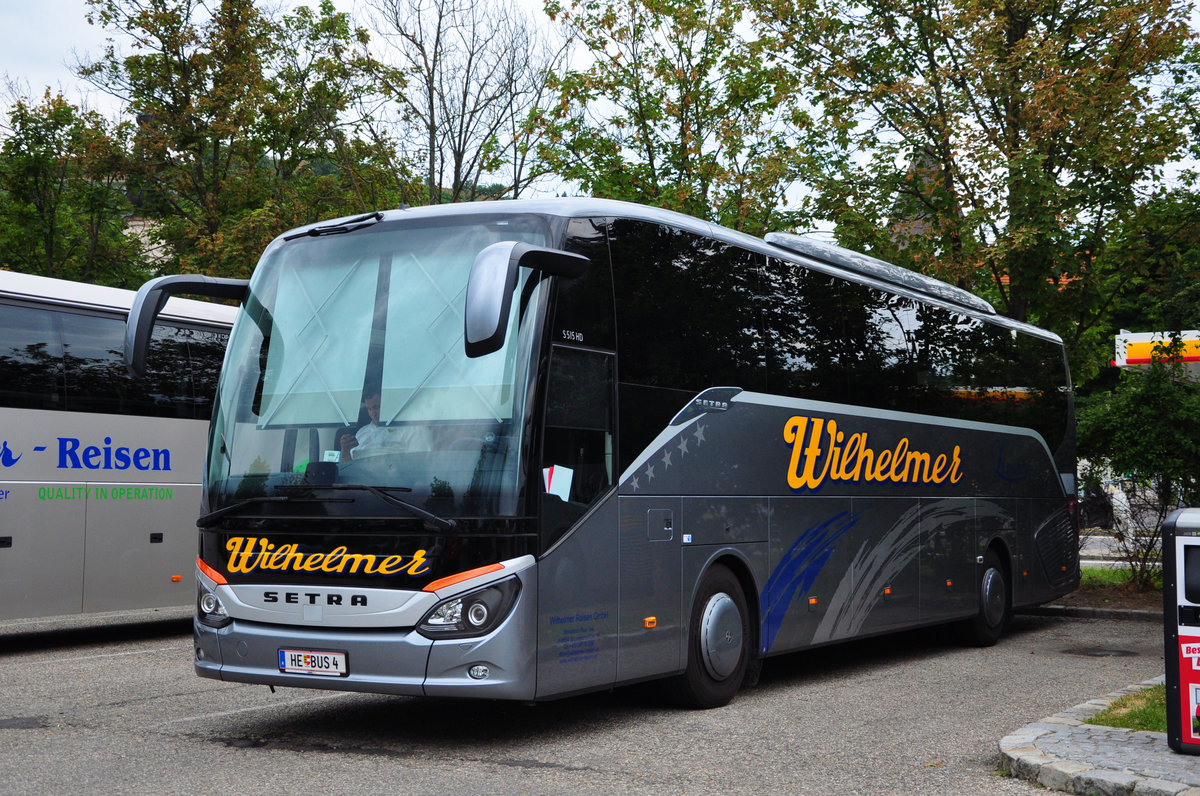 Setra 515 HD von Wilhelmer Reisen-Reisebro aus sterreich in Krems gesehen.