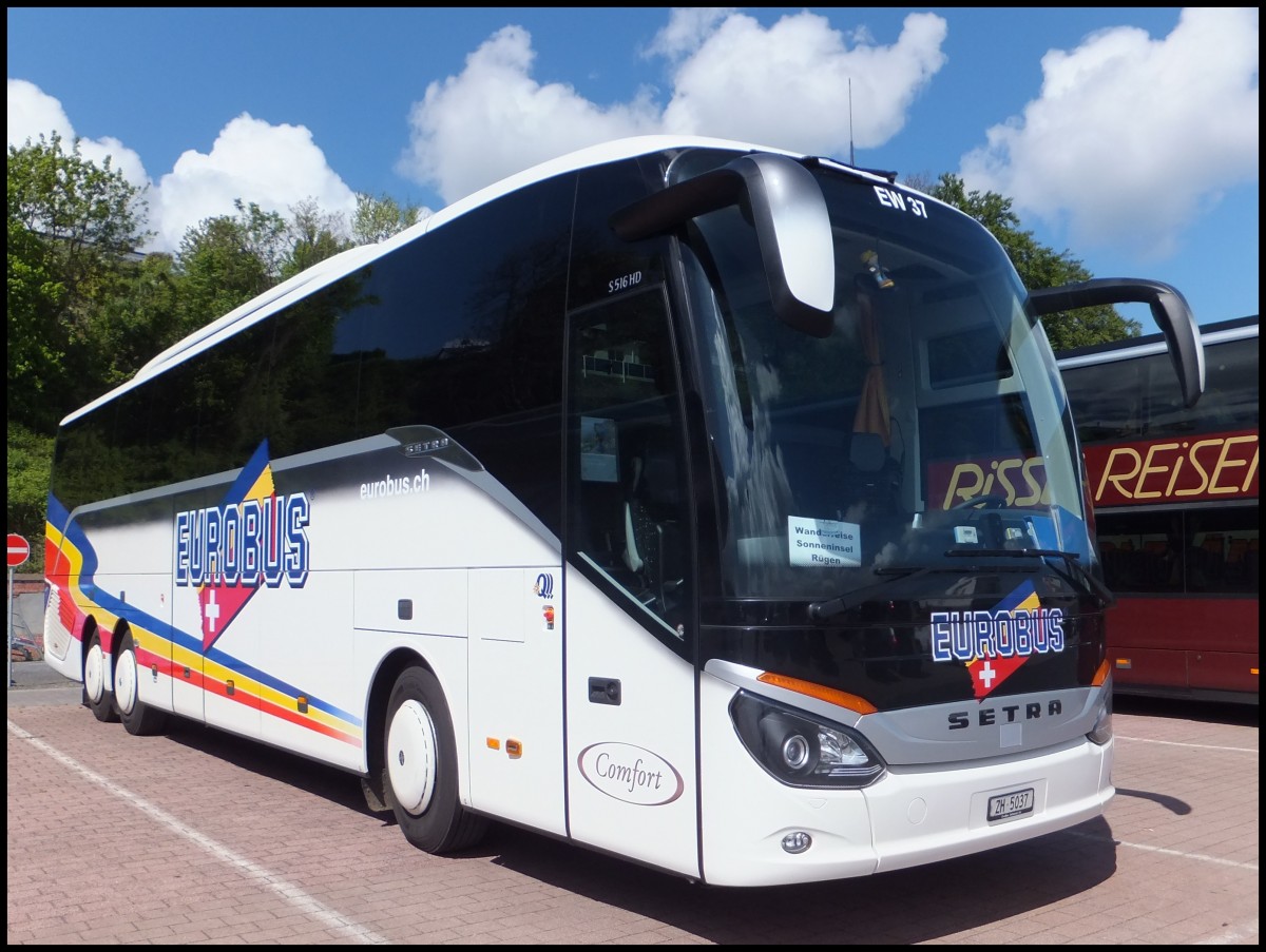 Setra 516 HD von Eurobus aus der Schweiz im Stadthafen Sassnitz.