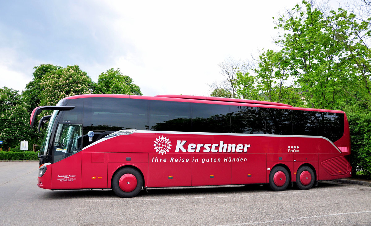 Setra 516 HD von Kerschner Reisen aus N.�. in Krems.