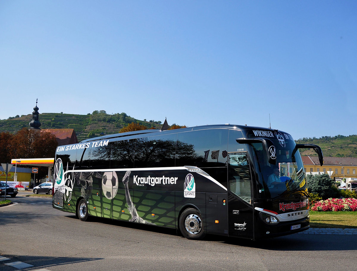 Setra 516 HD von Krautgartner Reisen aus �sterreich in Krems.