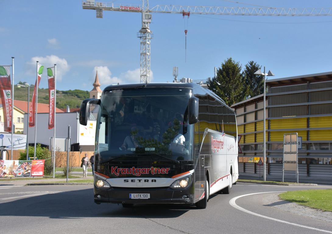 Setra 516 HD von Krautgartner Reisen aus �sterreich in Krems.