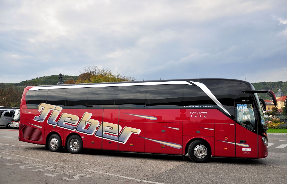 Setra 516 HDH von Tieber Reisen aus der Steiermark/Österreich am 20.9.2014 in Krems.