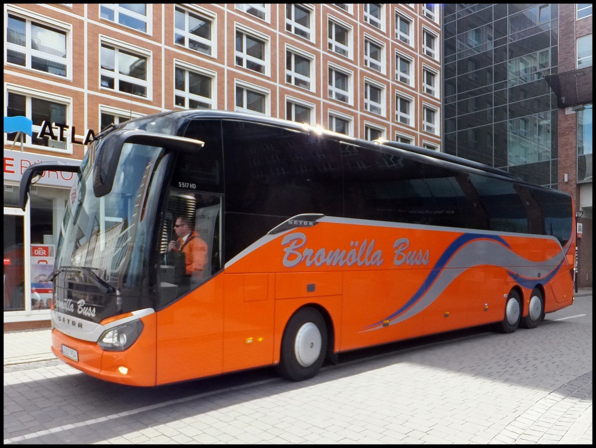 Setra 517 HD von Brom�lla Buss aus Schweden in Rostock.