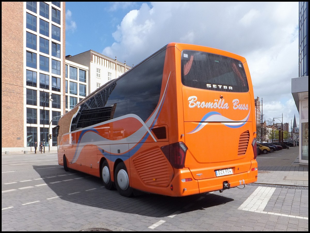Setra 517 HD von Brom�lla Buss aus Schweden in Rostock.