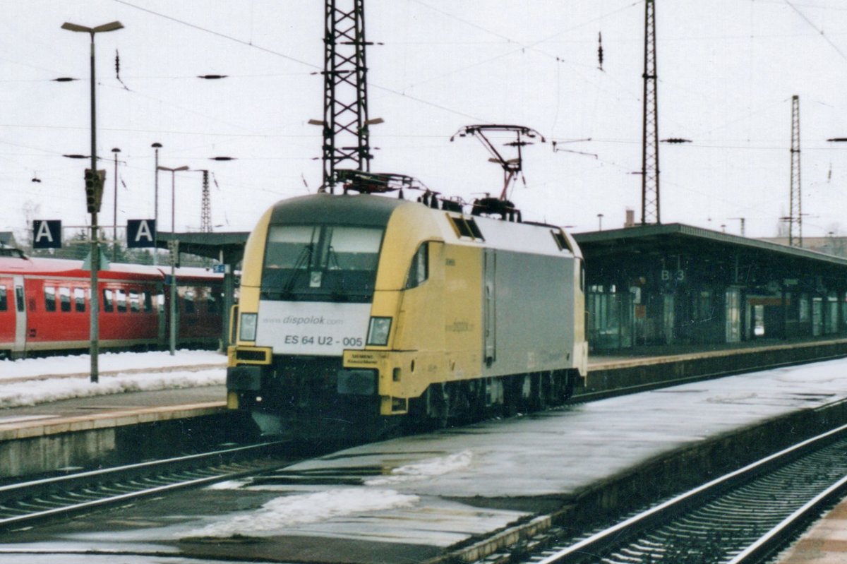 Solofahrt für U2-005 durch Weimar am  24 Dezember 2003.