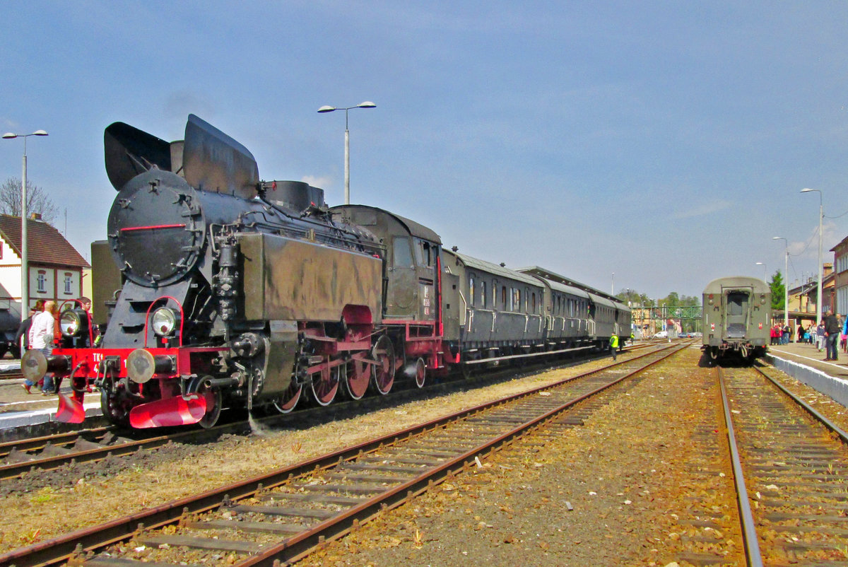 TKt48-191 steht mit ein Sonderzug nach Stefanowo am 30 April 2016 in Wolsztyn.