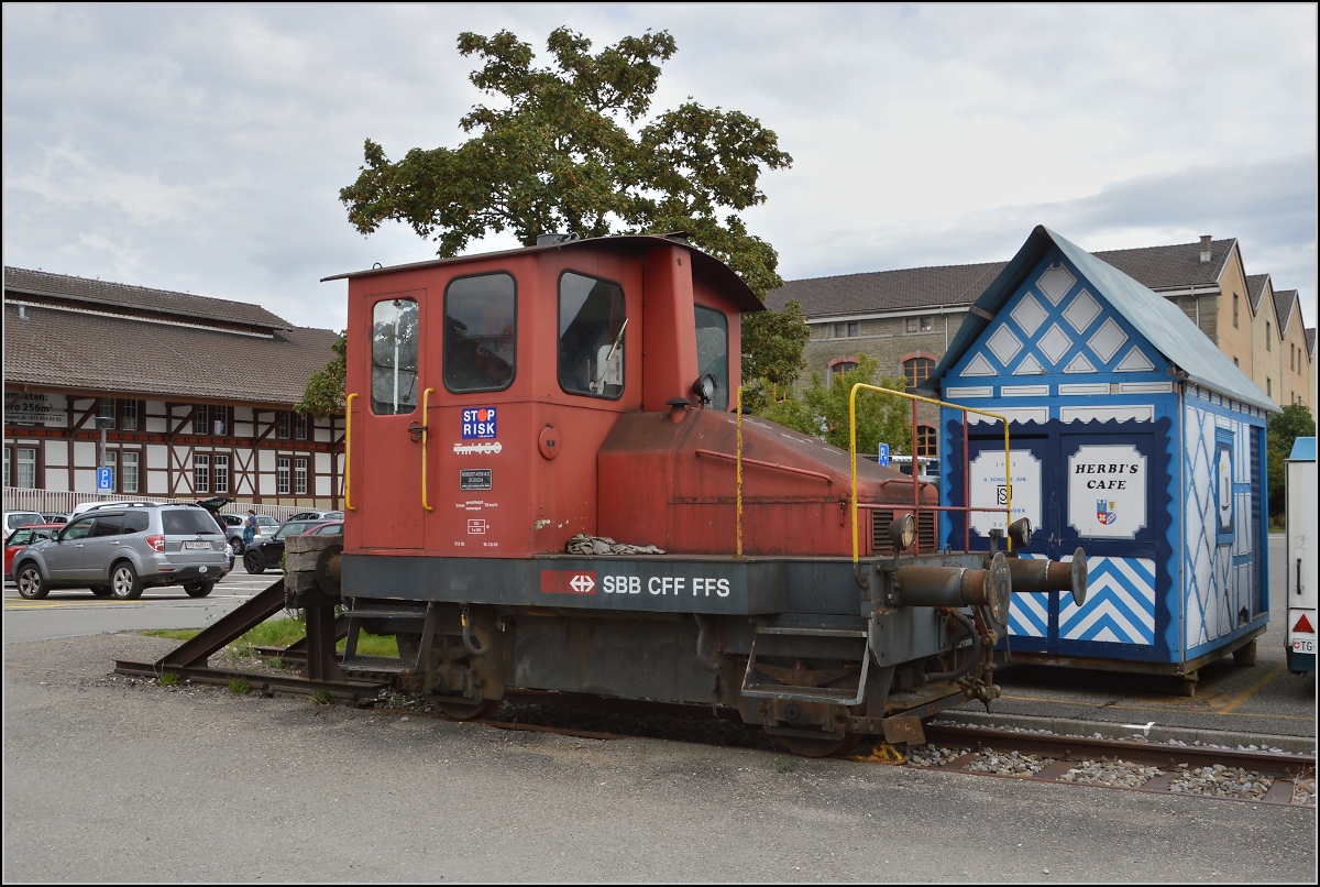 Tm<sup>I</sup> 450 der Rhenus Logistics. Momentan als Ersatzteilspender für die 496 benutzt. Romanshorn, August 2014.