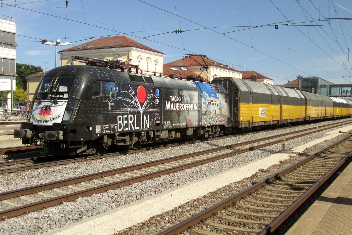 TX Log Werbetaurus U2-060 durchfahrt am 17 September 2015 Regensburg Hbf.