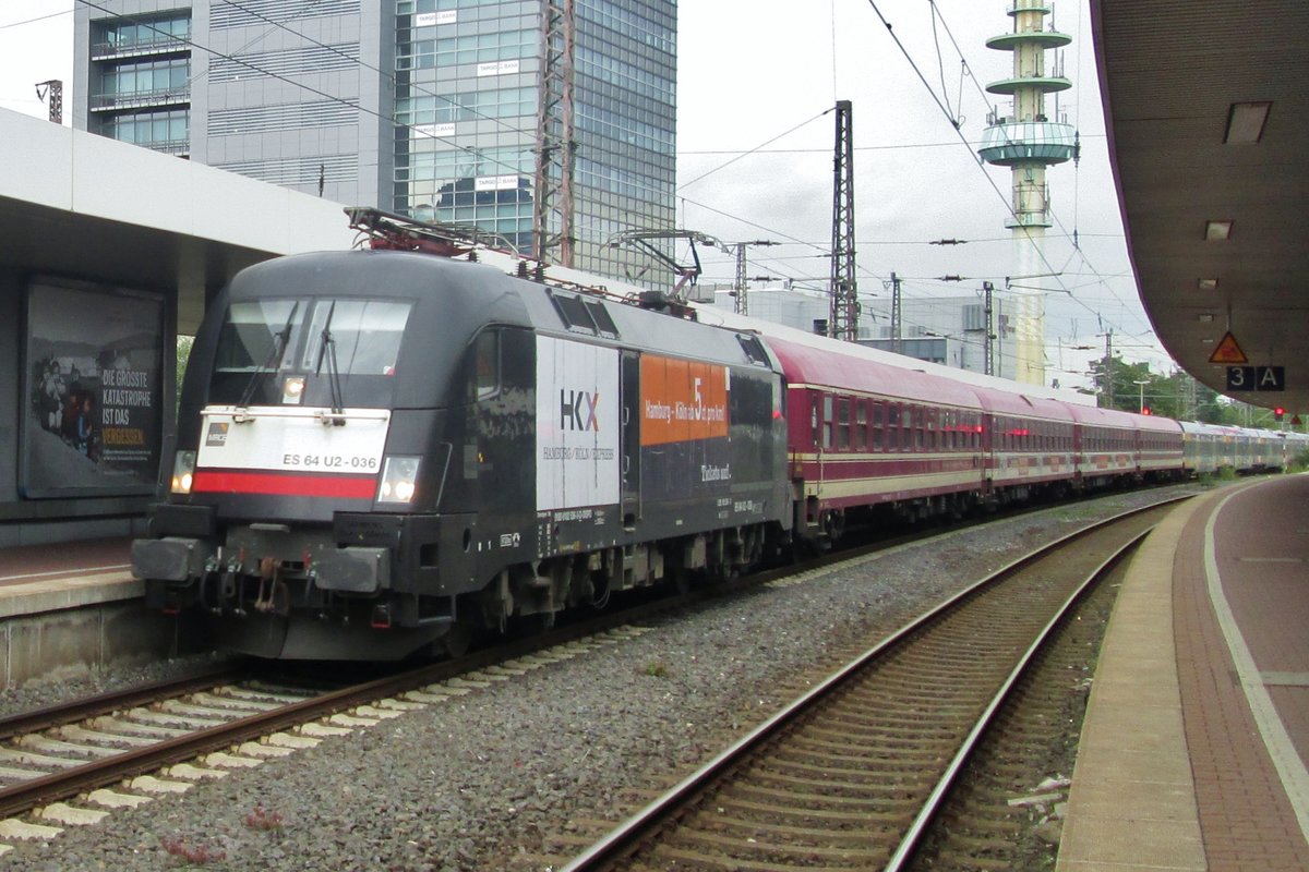 U2-036 steht am 16 September 2016 in Duisburg Hbf.