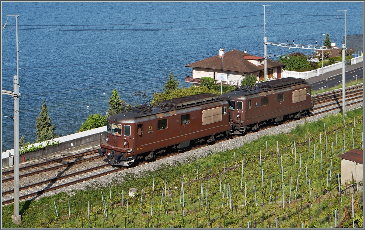 Überraschend kamen mir heut bei Cully diese beiden BLS Re 4/4 vor die Linse.
8. Mai 2014