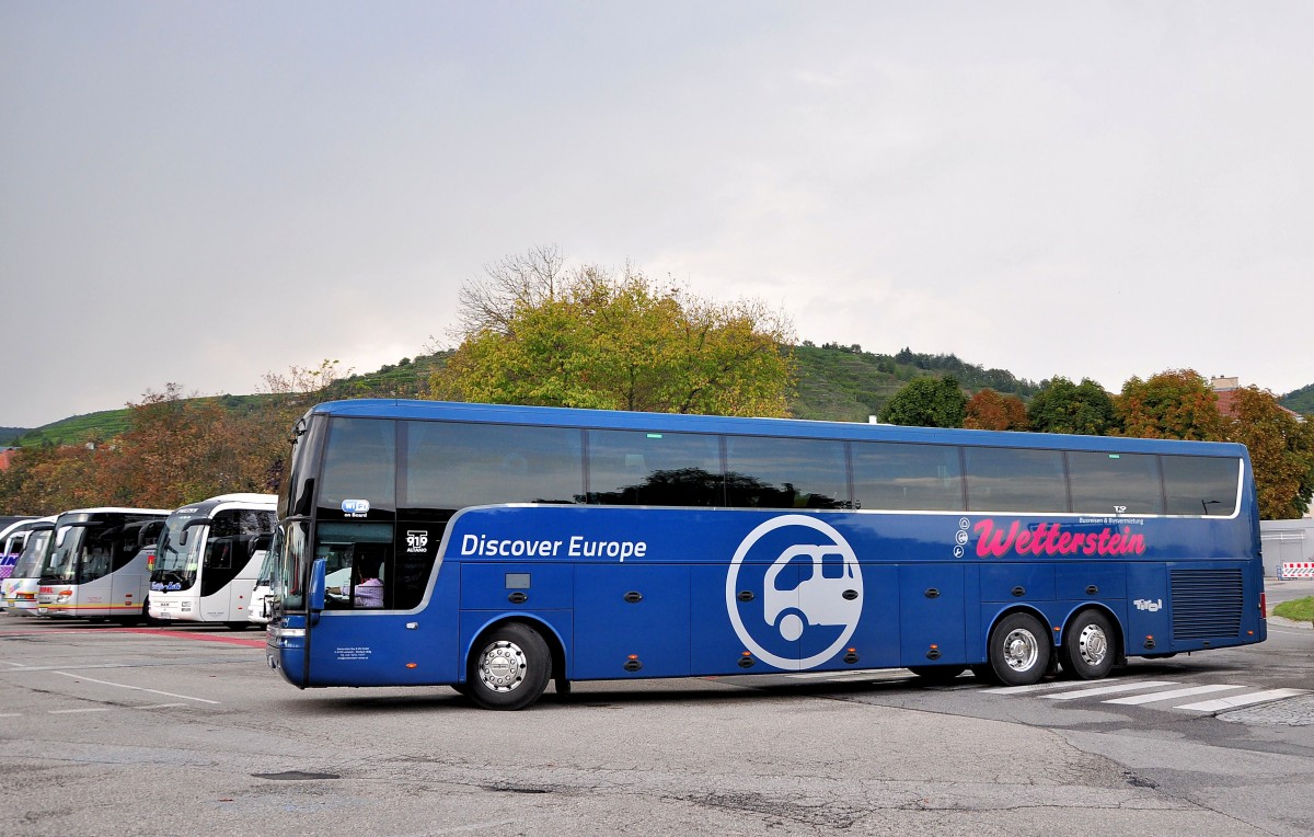 VAN HOOL T919 Altano von Wetterstein Reisen aus Tirol/sterreich am 9.9.2014 in Krems gesehen.