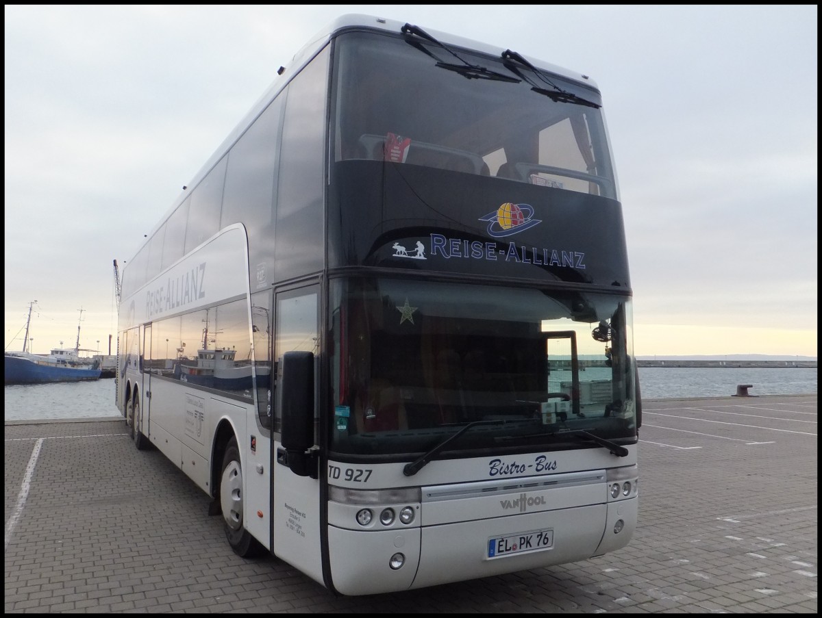 Van Hool TD927 von Reise-Allianz/Meyering aus Deutschland im Stadthafen Sassnitz.