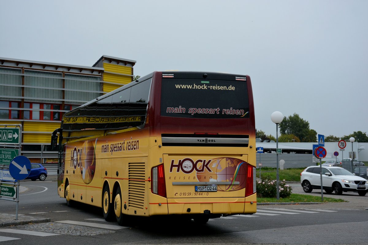 Van Hool TX17 Astron von Hock Reisen aus der BRD in Krems.