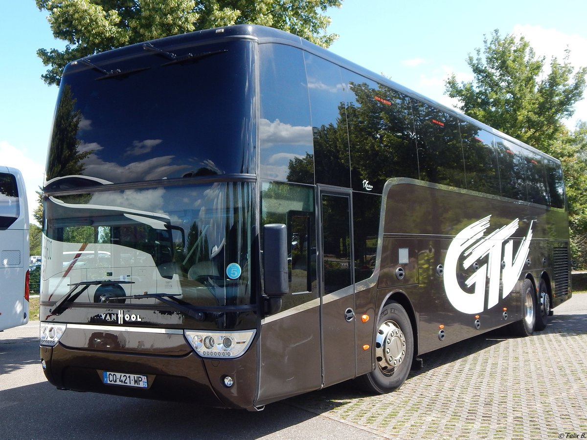 Van Hool TX20 von Grosperrin Tourisme Voyages aus Frankreich am Europapark Rust.