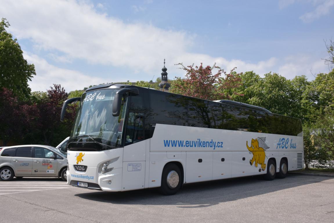 VDL Futura von Euvikendy aus der CZ in Krems.