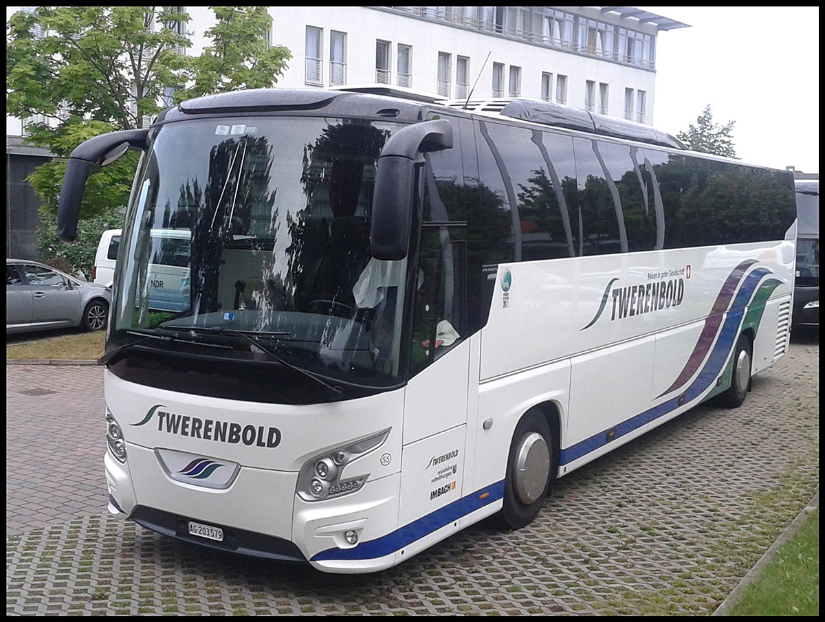 VDL Futura von Twerenbold aus der Schweiz in Bergen. 