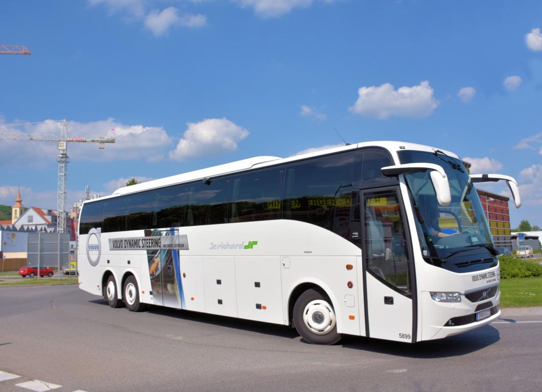 Volvo 9700 von Dr. Richard Reisen aus Wien in Krems.
