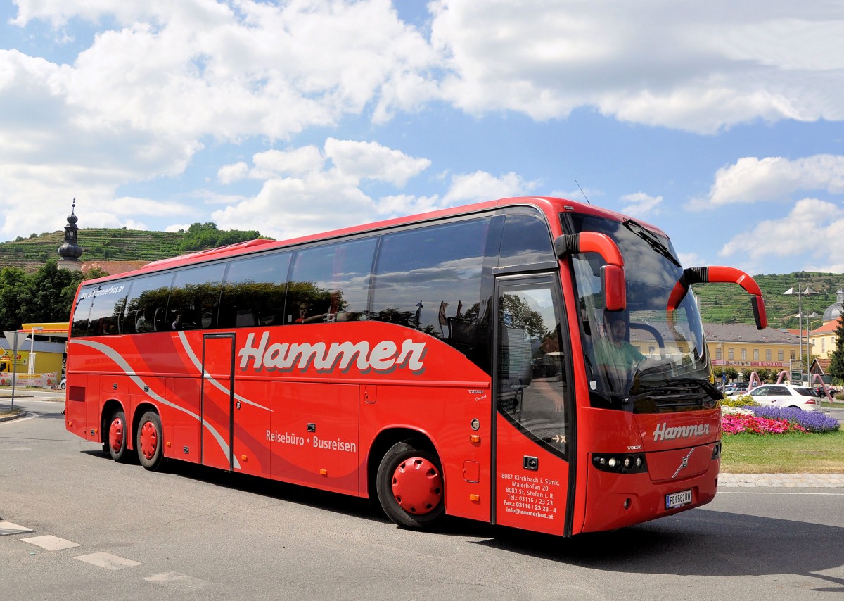 VOLVO 9700 von HAMMER Busreisen/Reiseb�ro aus �sterreich,Juli 2013 in Krems unterwegs.